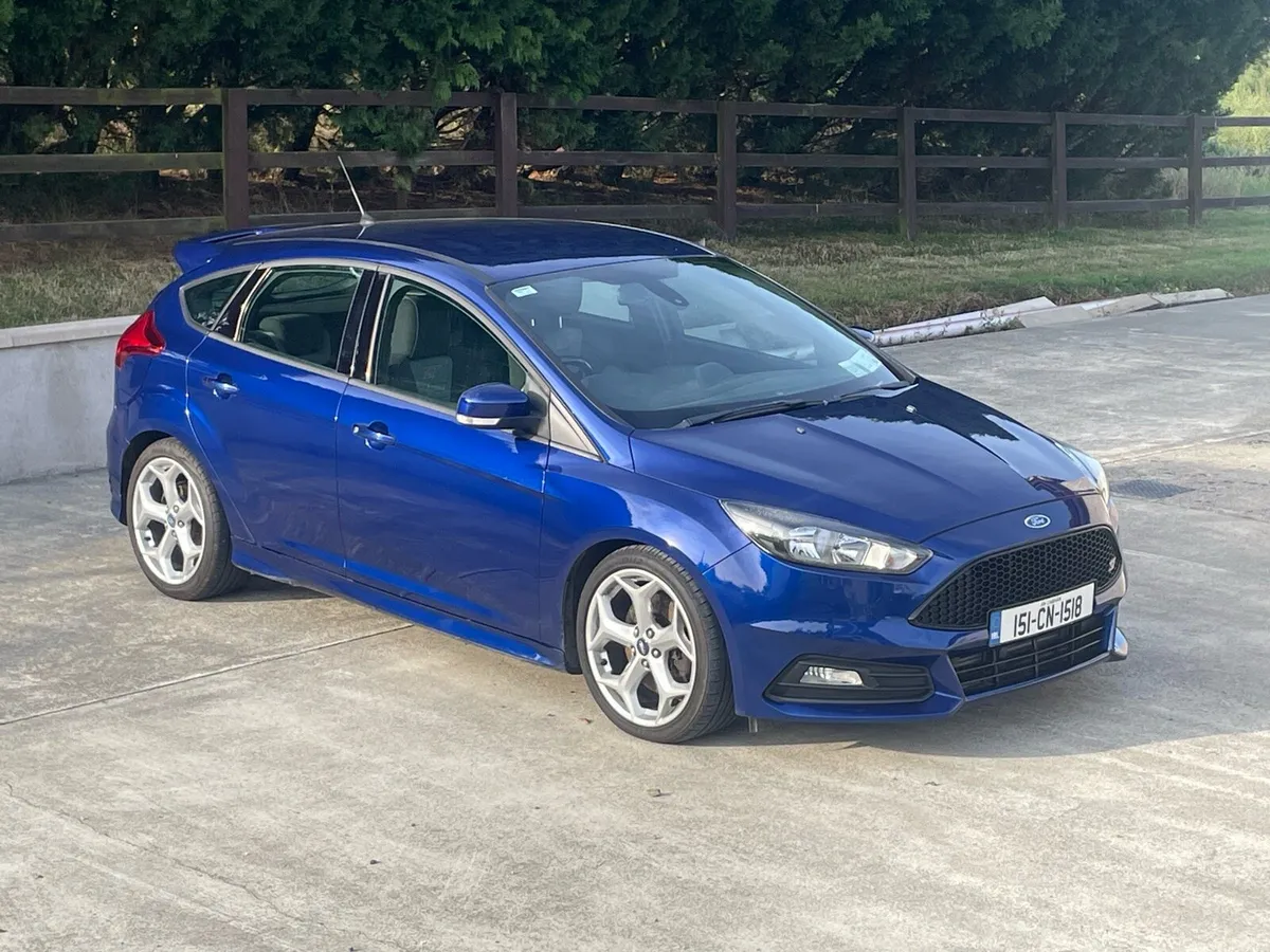 Ford Focus ST 2015 - Image 1