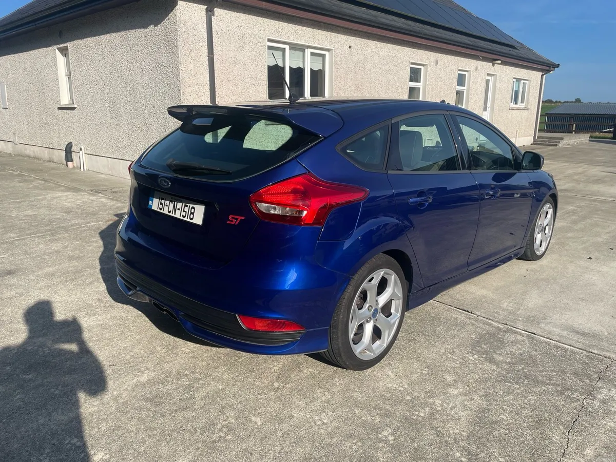 Ford Focus ST 2015 - Image 4