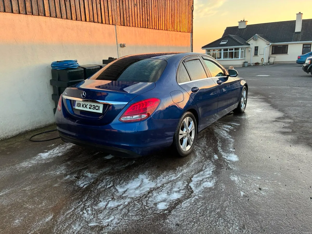 2018 C220d Mercedes Benz 2.0 - Image 3