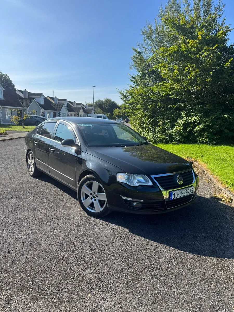 2010 Volkswagen Passat b6 Bluemotion - Image 1