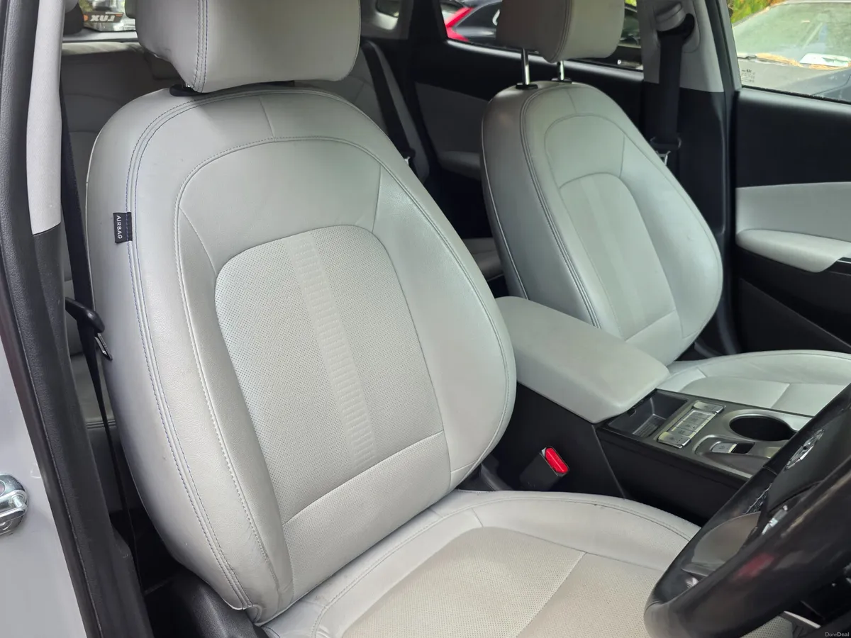 2022 Hyundai KONA KAUAI ELECTRIC // NEW NCT - Image 4