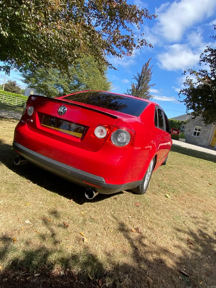 Volkswagen Jetta - Image 3