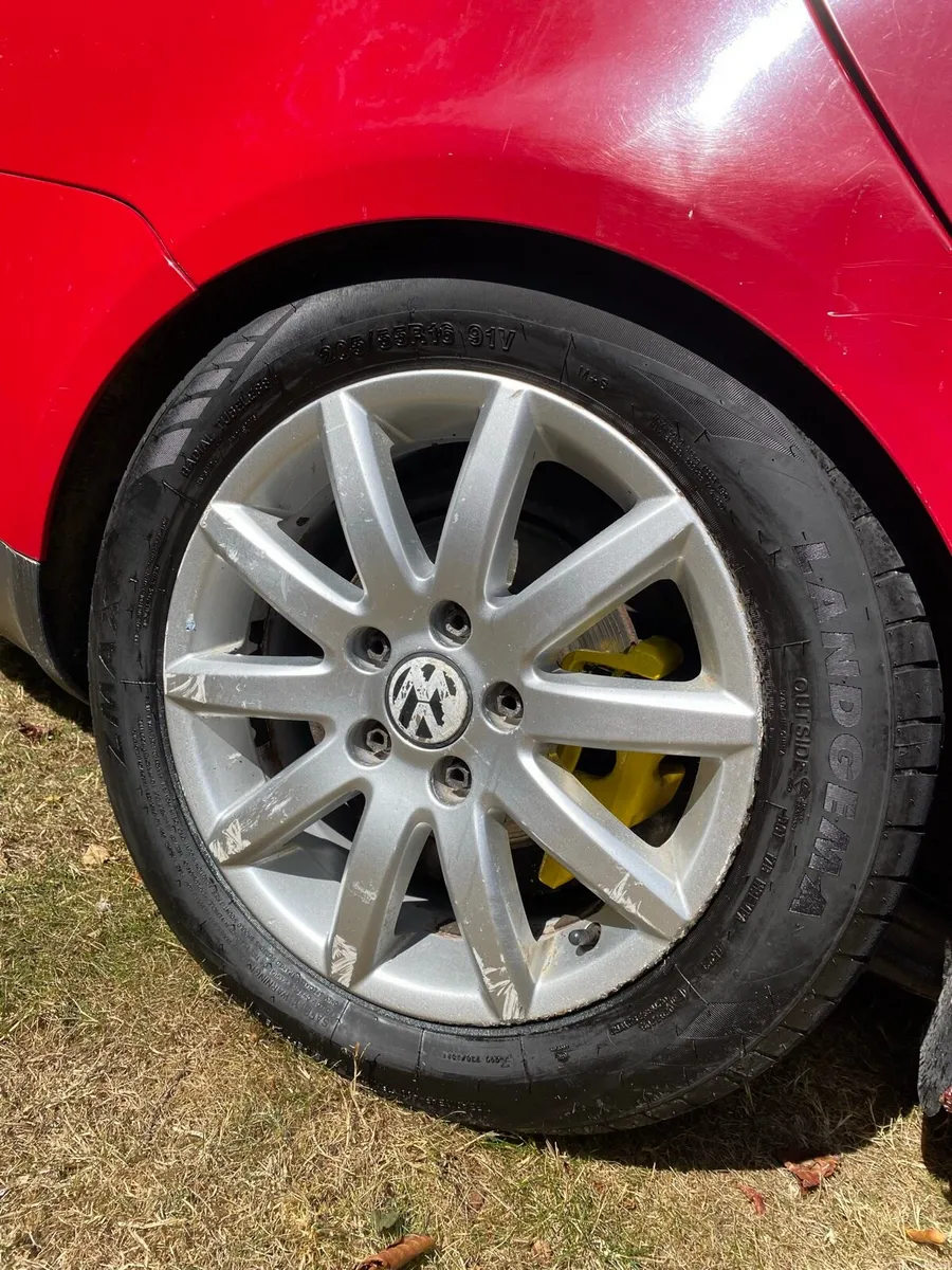 Volkswagen Jetta - Image 5