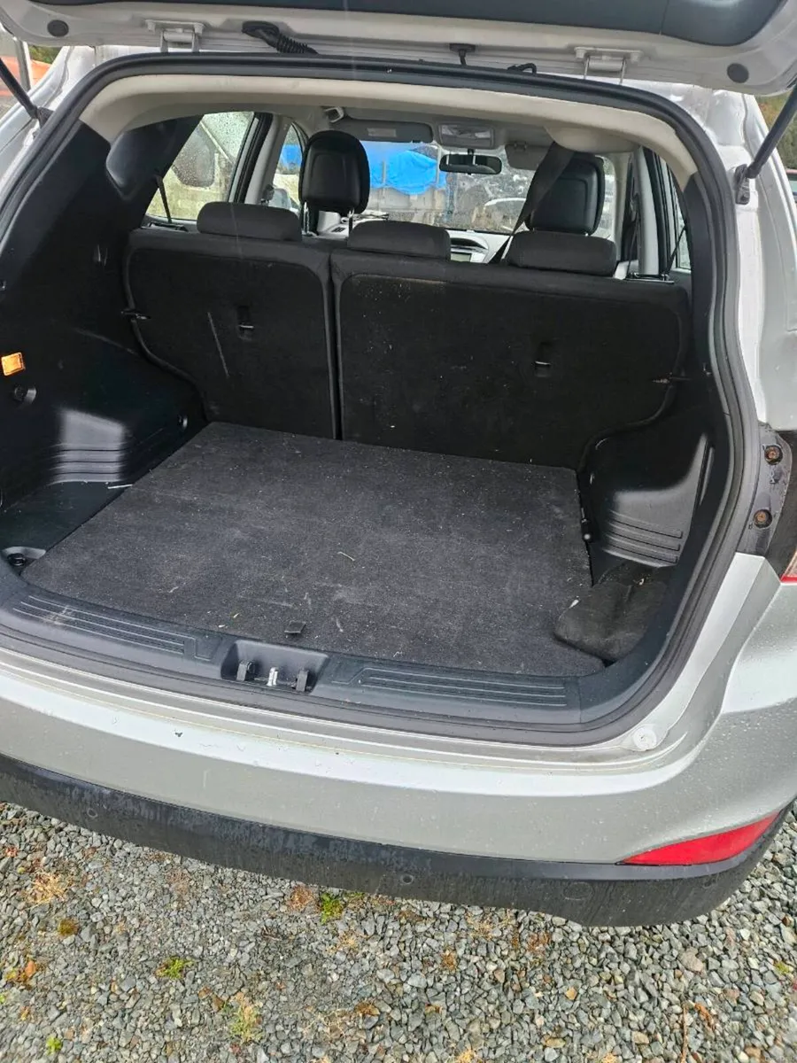 Hyundai ix35 - Image 6
