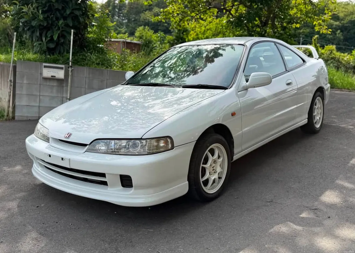1996 Honda Integra DC2 SIR - Image 1