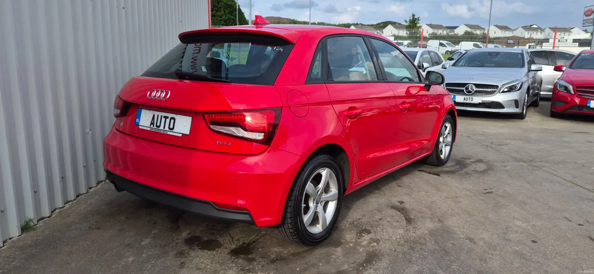 Audi A1 automatic 1.0 s-tronic 5dr low kms - Image 5