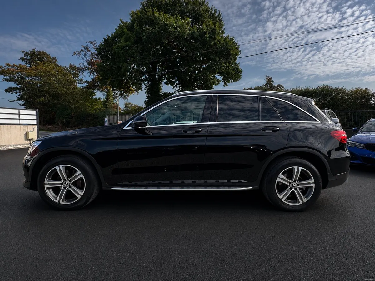 171 Mercedes-Benz GLC 220CDI AUTO low kms - Image 6