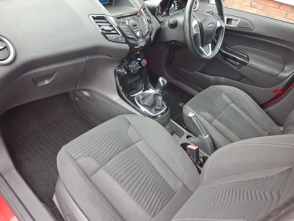142 Ford Fiesta 1.2 Zetec Only 67000miles... - Image 6
