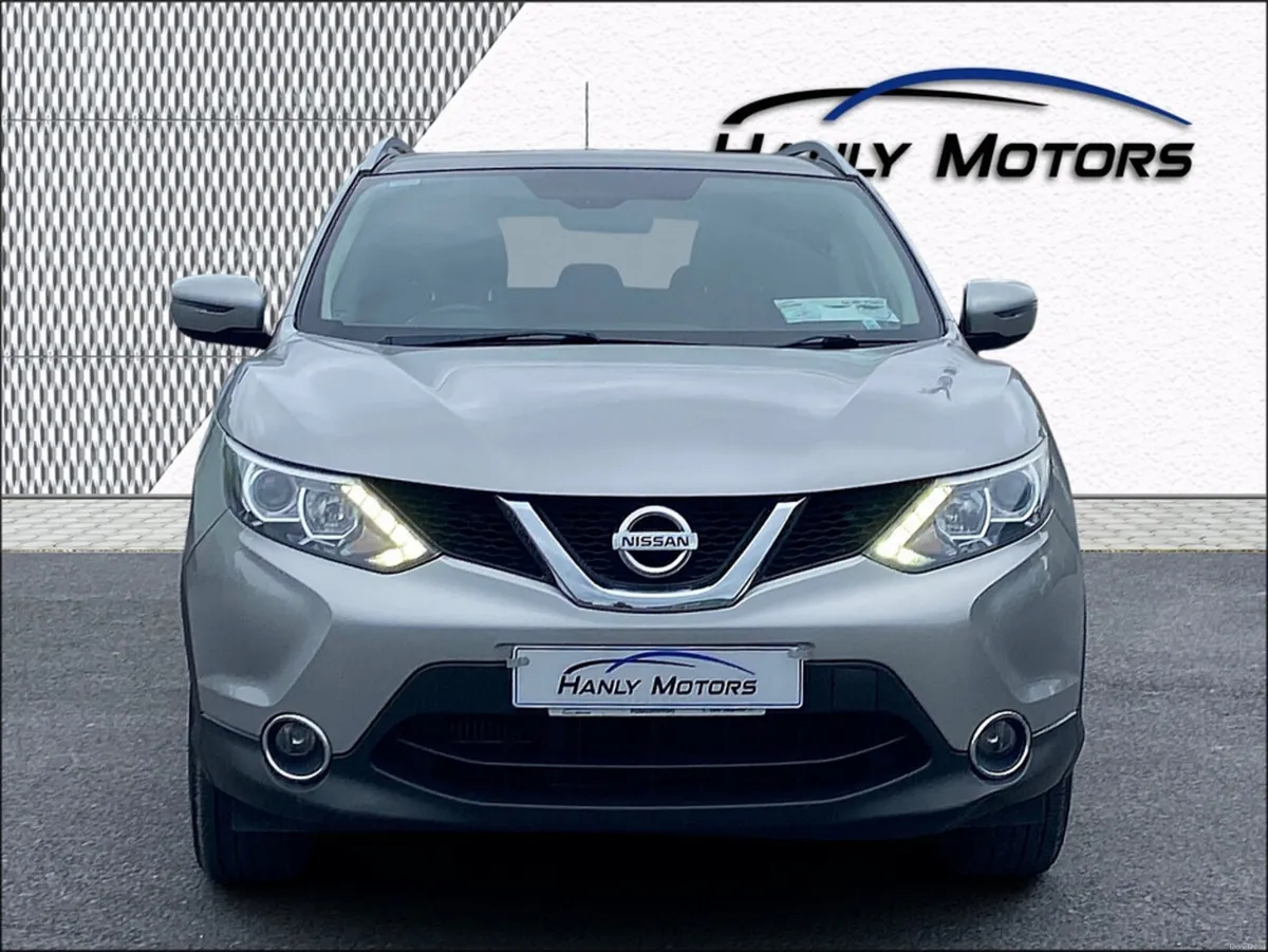 Nissan Qashqai 1.6 DSL SV MY16 E6 4DR - Image 2