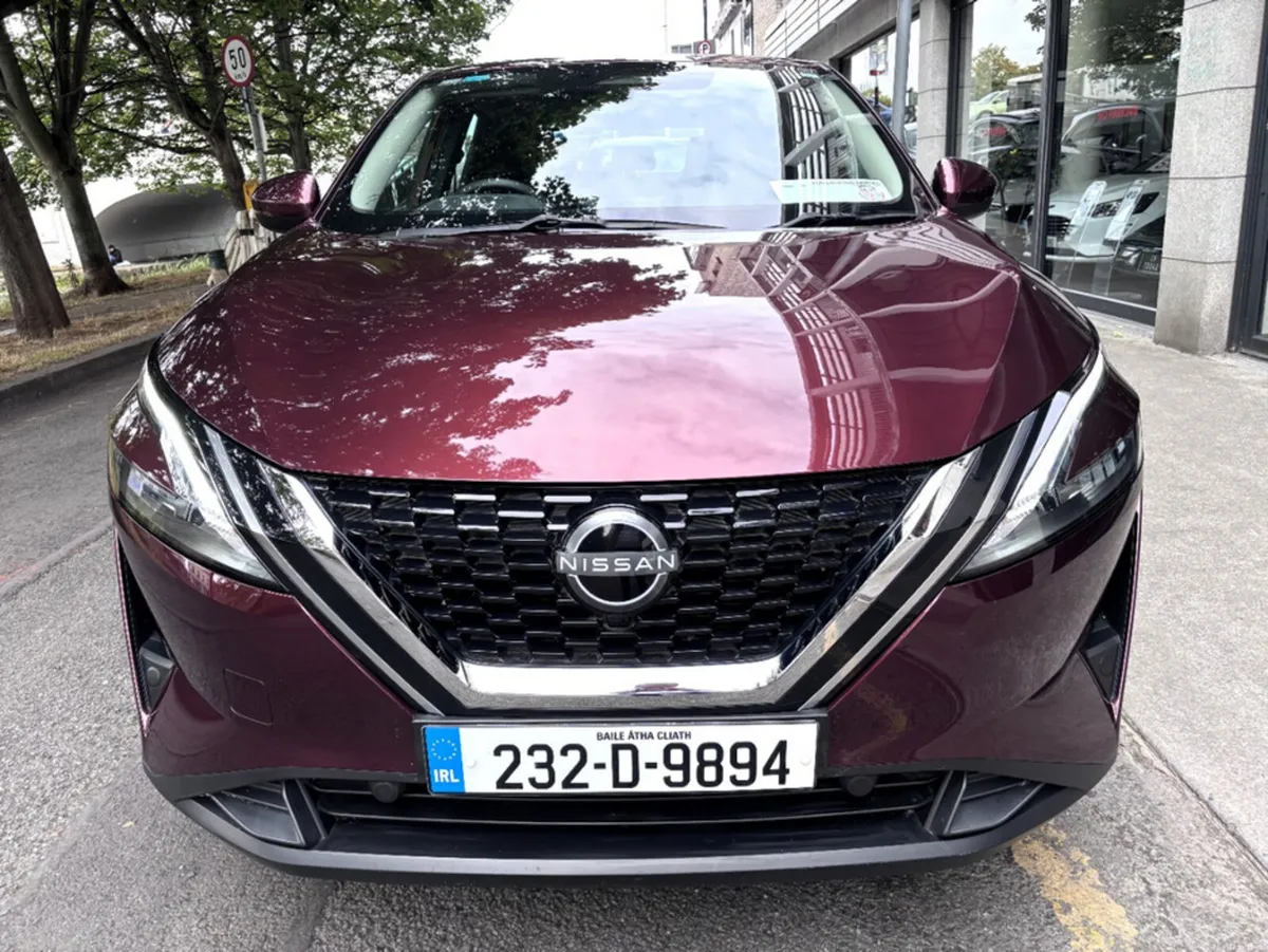 Nissan Qashqai 1.3 HYB SV MY2.5 5DR - Image 3