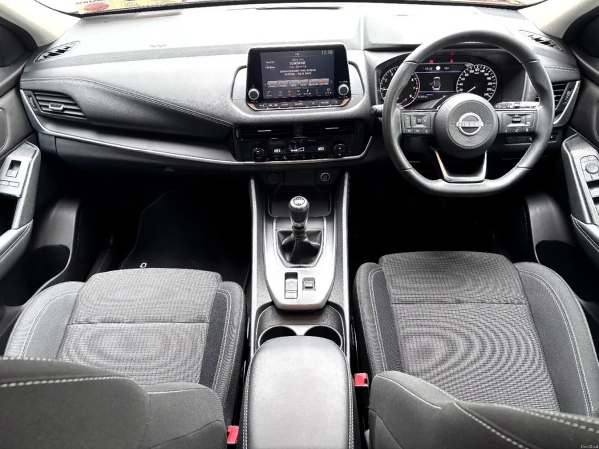 Nissan Qashqai 1.3 HYB SV MY2.5 5DR - Image 5
