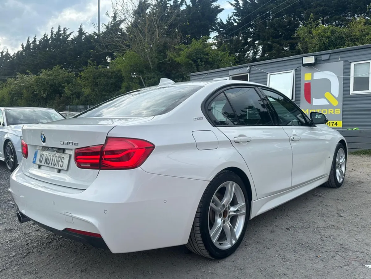 BMW 3-Series M-SPORT 2.0L Petrol Automatic LOW Mil - Image 6