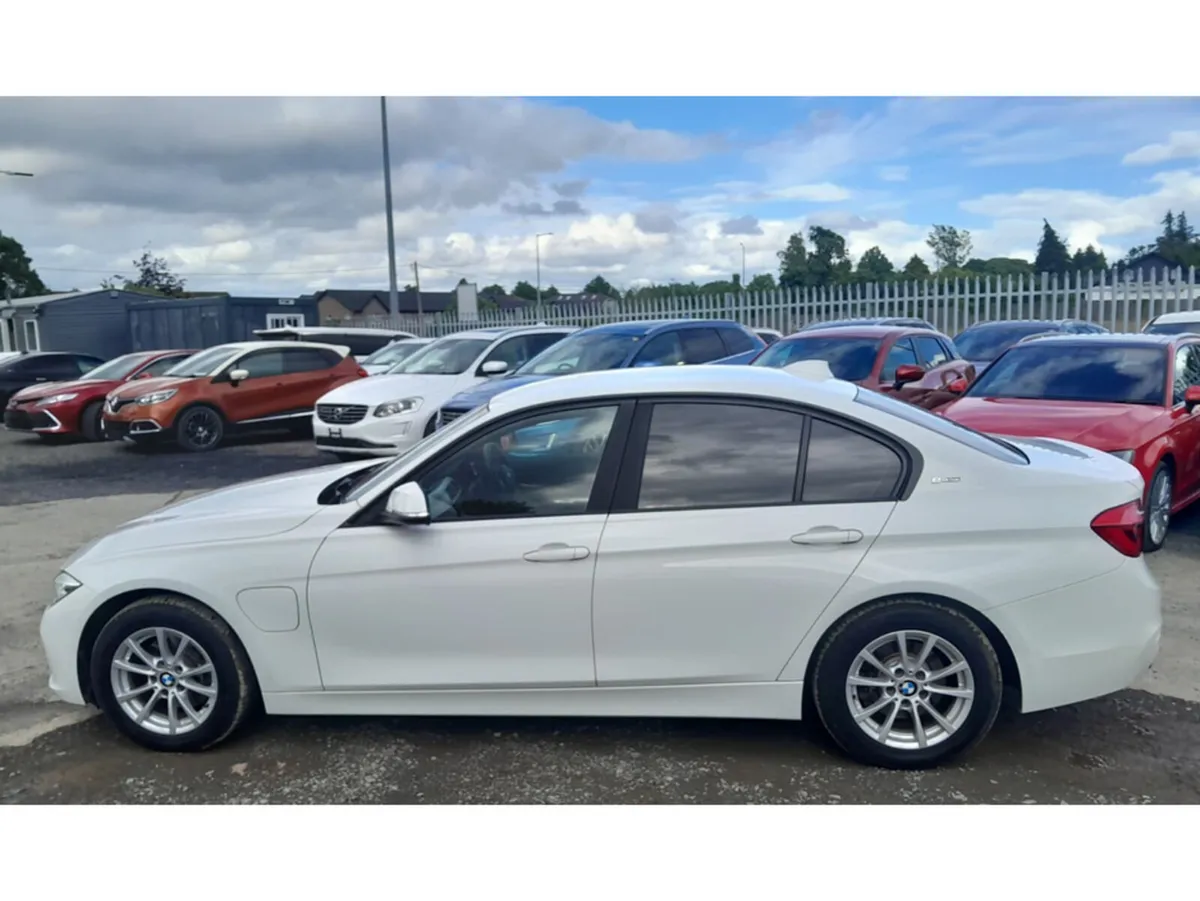BMW 3-Series 330e iPerformance plug-in hybrid Low - Image 4