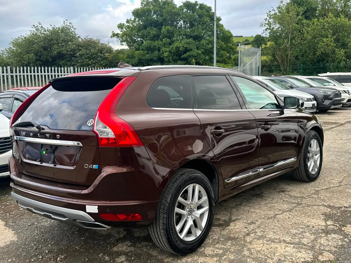 Volvo XC60 D4 CLASSIC - 2.0L Diesel - Automatic - - Image 4