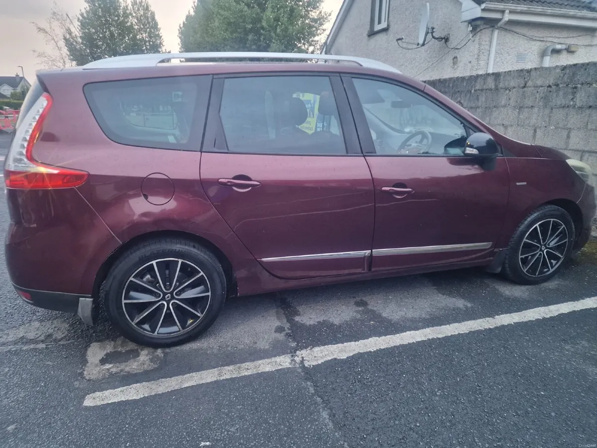 Renault Grand Scenic 2013 - Image 1