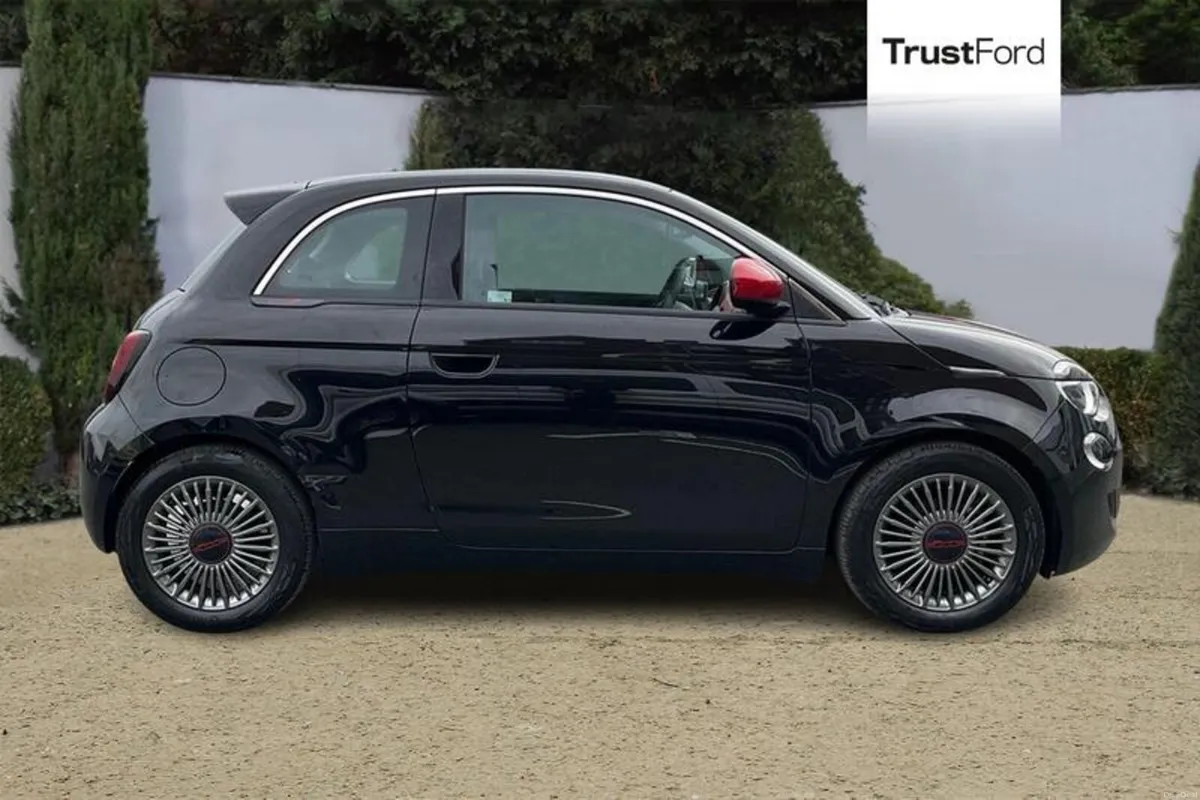 Fiat 500e 24kWh RED Hatchback 3dr Electric Auto (9 - Image 3