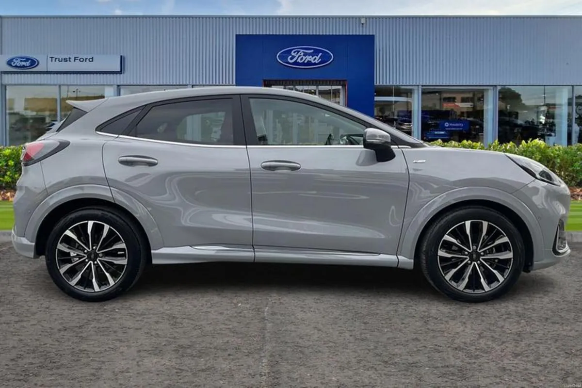 Ford Puma 1.0T EcoBoost MHEV ST-Line Vignale SUV 5 - Image 3