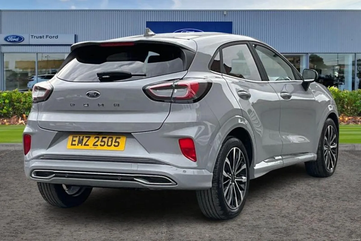 Ford Puma 1.0T EcoBoost MHEV ST-Line Vignale SUV 5 - Image 4