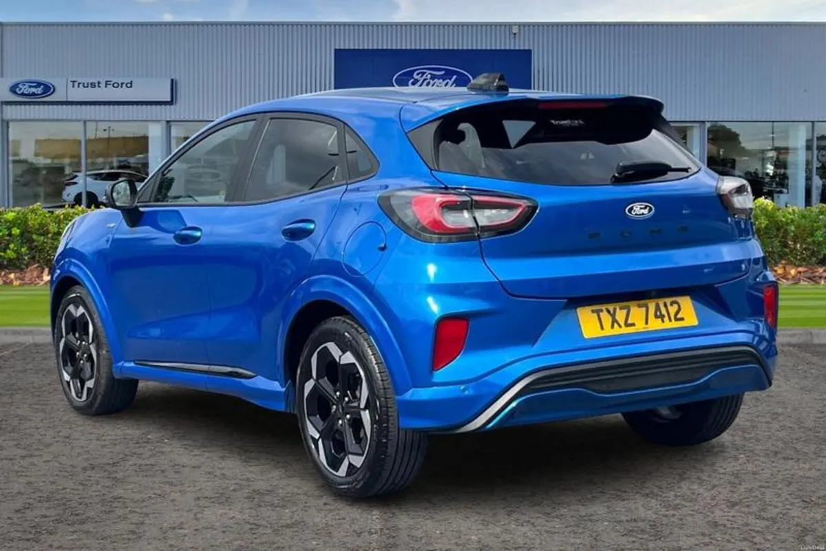 Ford Puma 1.0 EcoBoost Hybrid mHEV ST-Line X 5dr - - Image 2