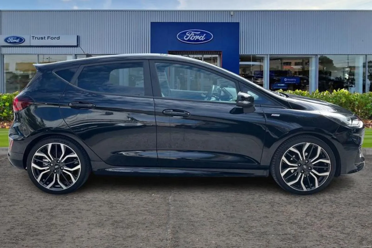 Ford Fiesta 1.0 EcoBoost ST-Line X 5dr - Image 3