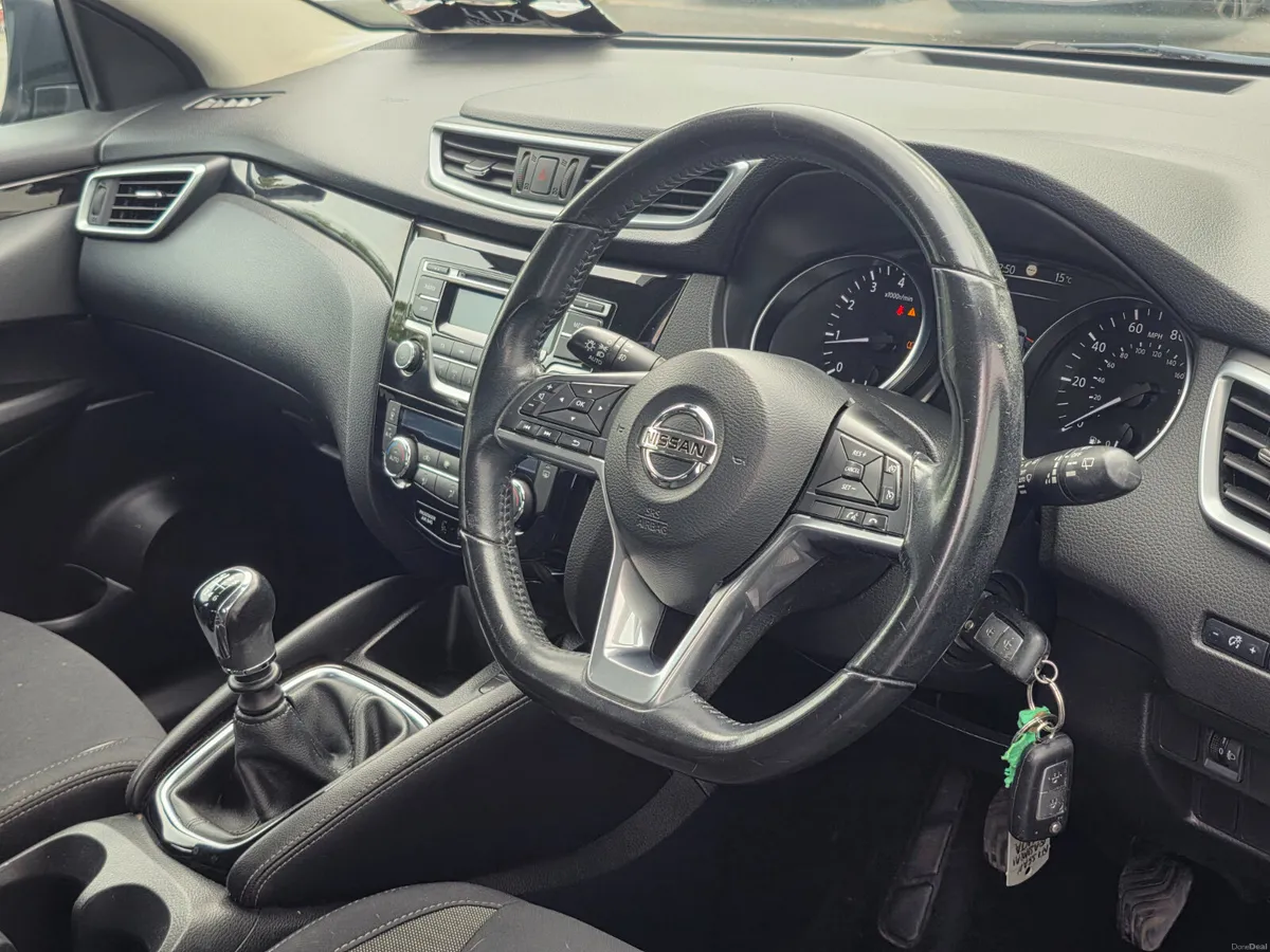 2017 Nissan Qashqai 1.2 DIG-T ACENTA // NEW NCT - Image 5