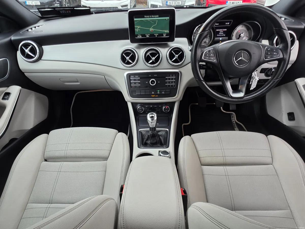 2016 Mercedes-Benz CLA200D SPORT // NCT TILL 05/27 - Image 5