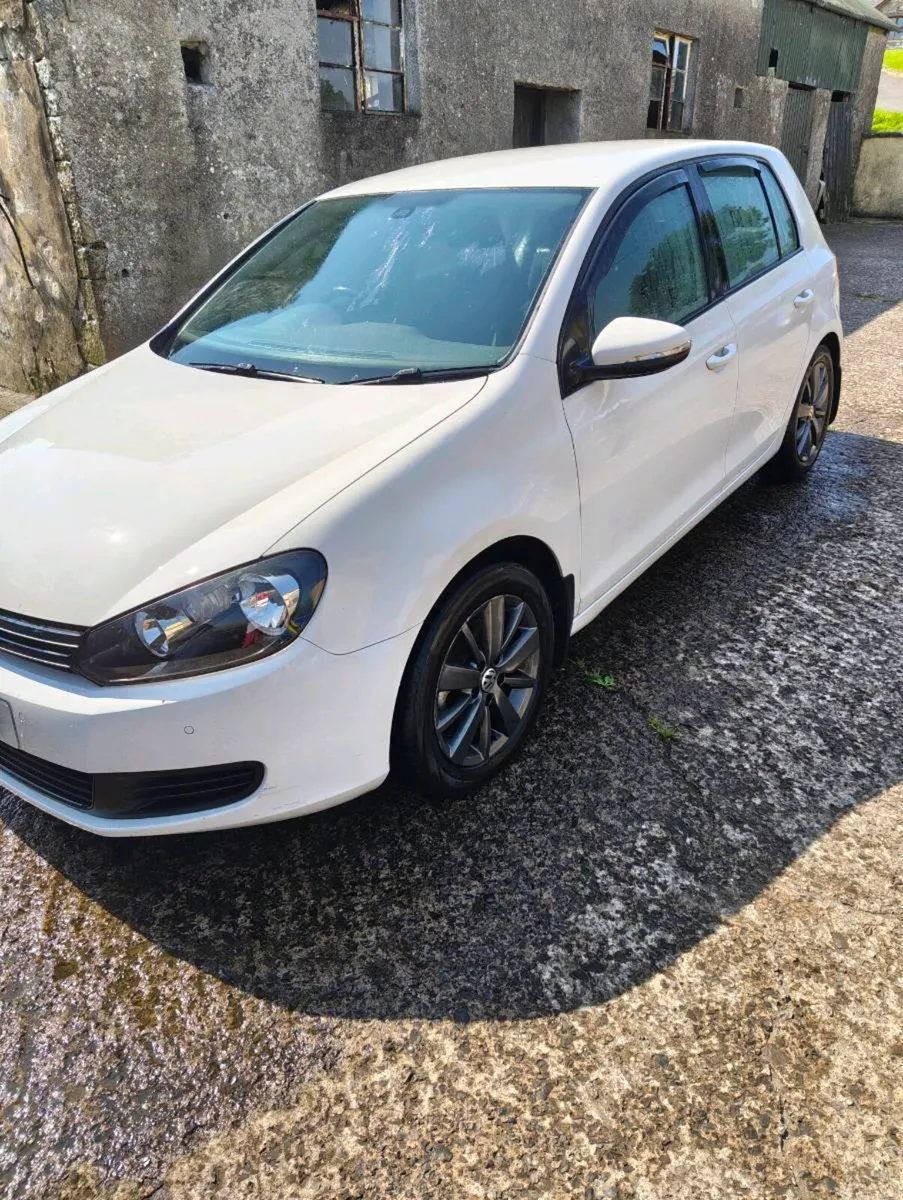 Volkswagen Golf - Image 1