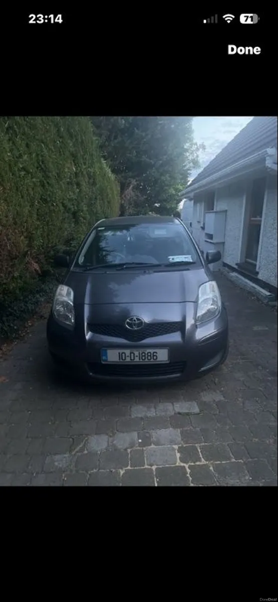 2010 Toyota Yaris - Image 1