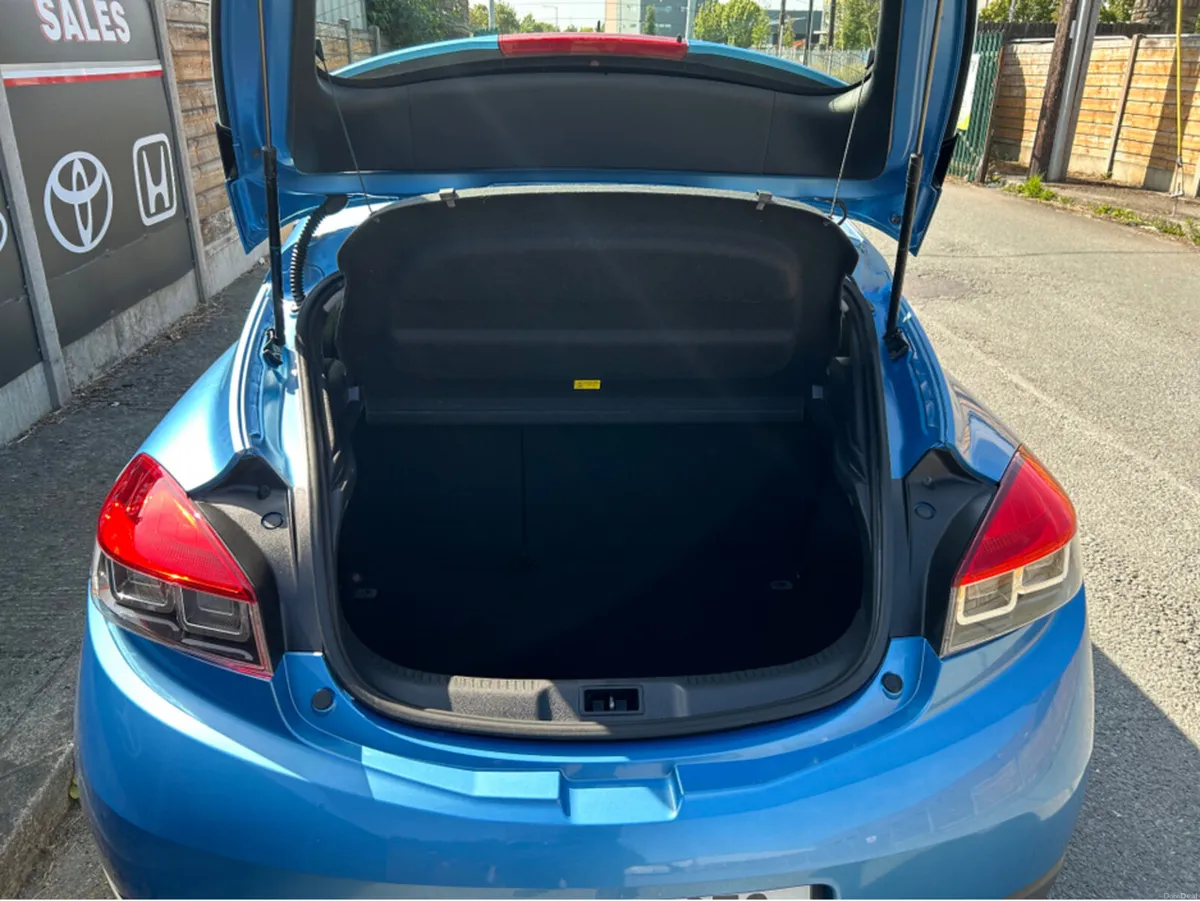 Renault Megane III DYNAMIQUE 1.5 DCI - Image 6