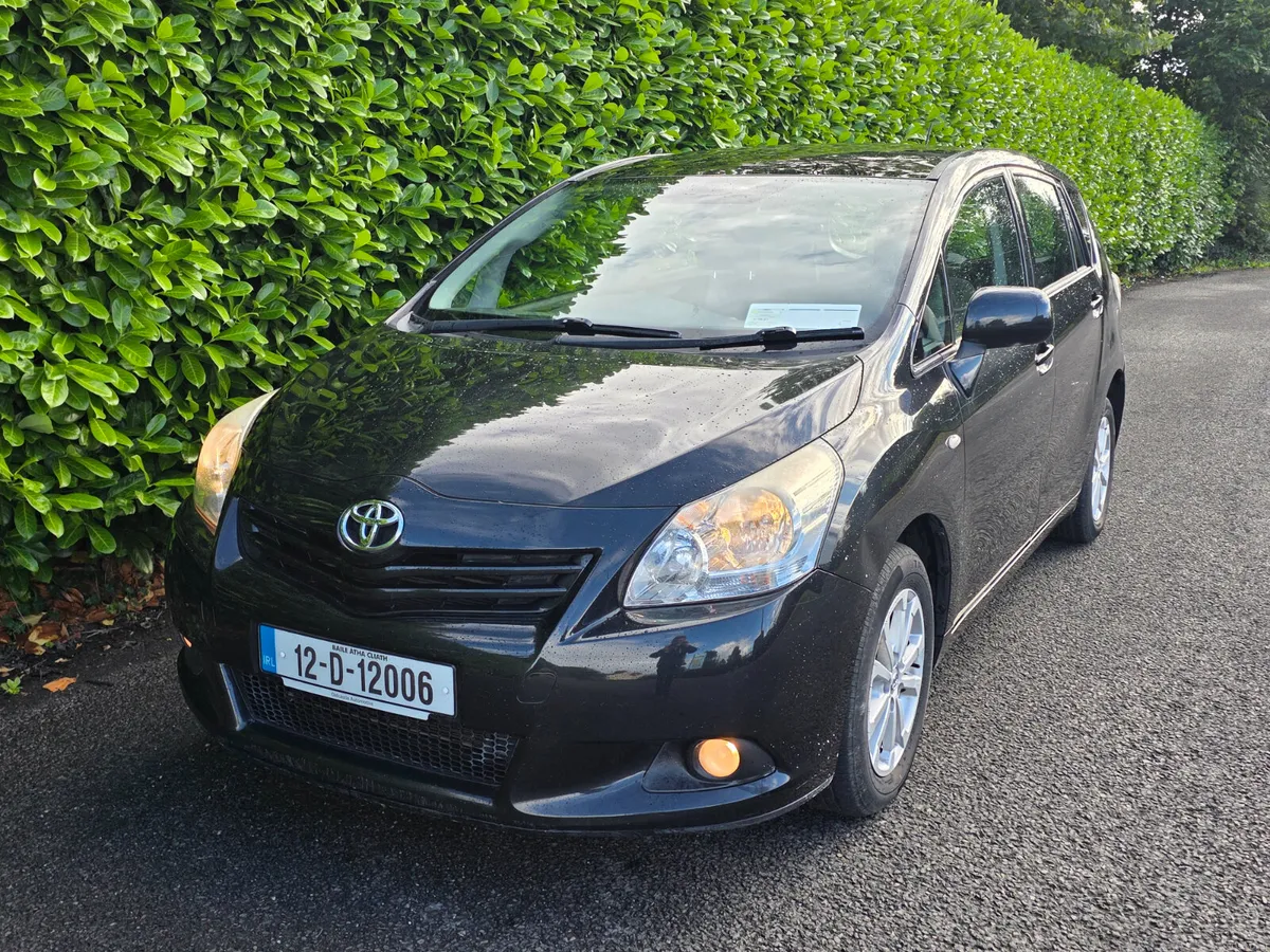 Toyota Verso 2012 - Image 2