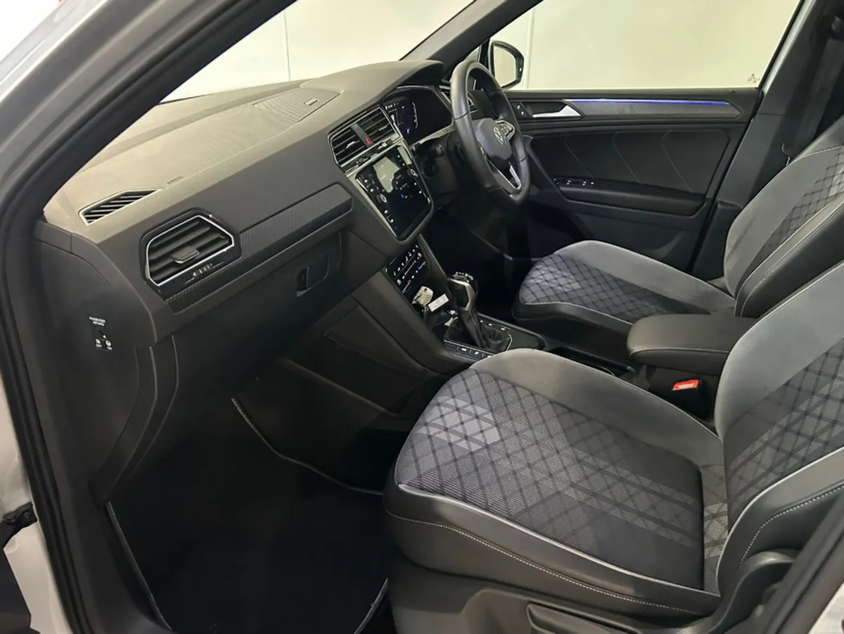 Volkswagen Tiguan R-LINE 2.0 TDI D7F 150HP 5DR AU - Image 4