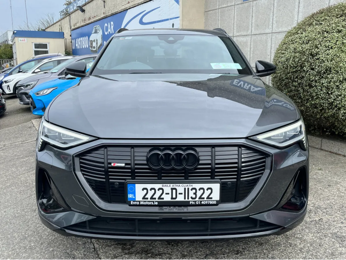 Audi e-tron 55 S-LINE ELECTRIC //LOW MILES//FULL L - Image 2