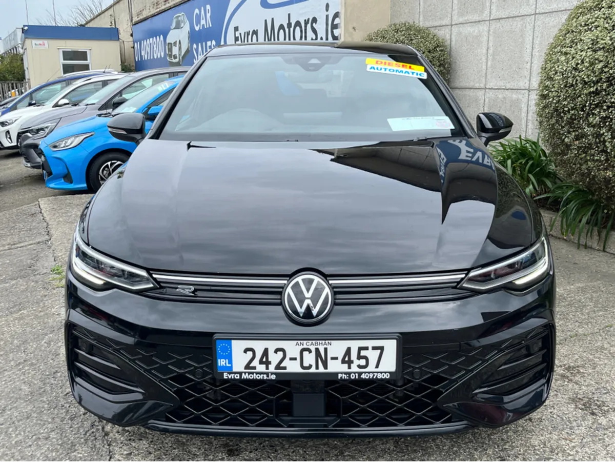 Volkswagen Golf R-LINE AUTOMATIC 2.0 TDI 150HP //F - Image 2