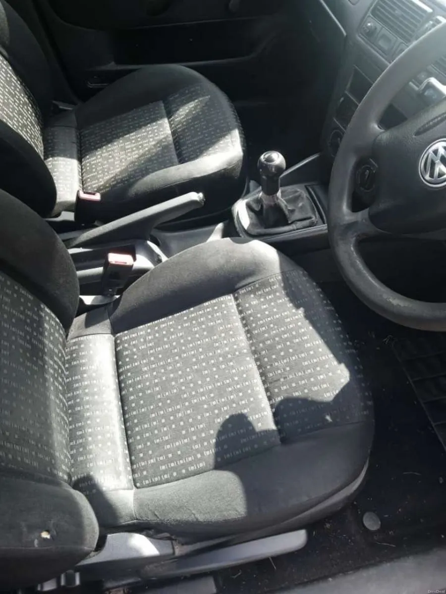 2002 Volkswagen Golf TDI - Image 6