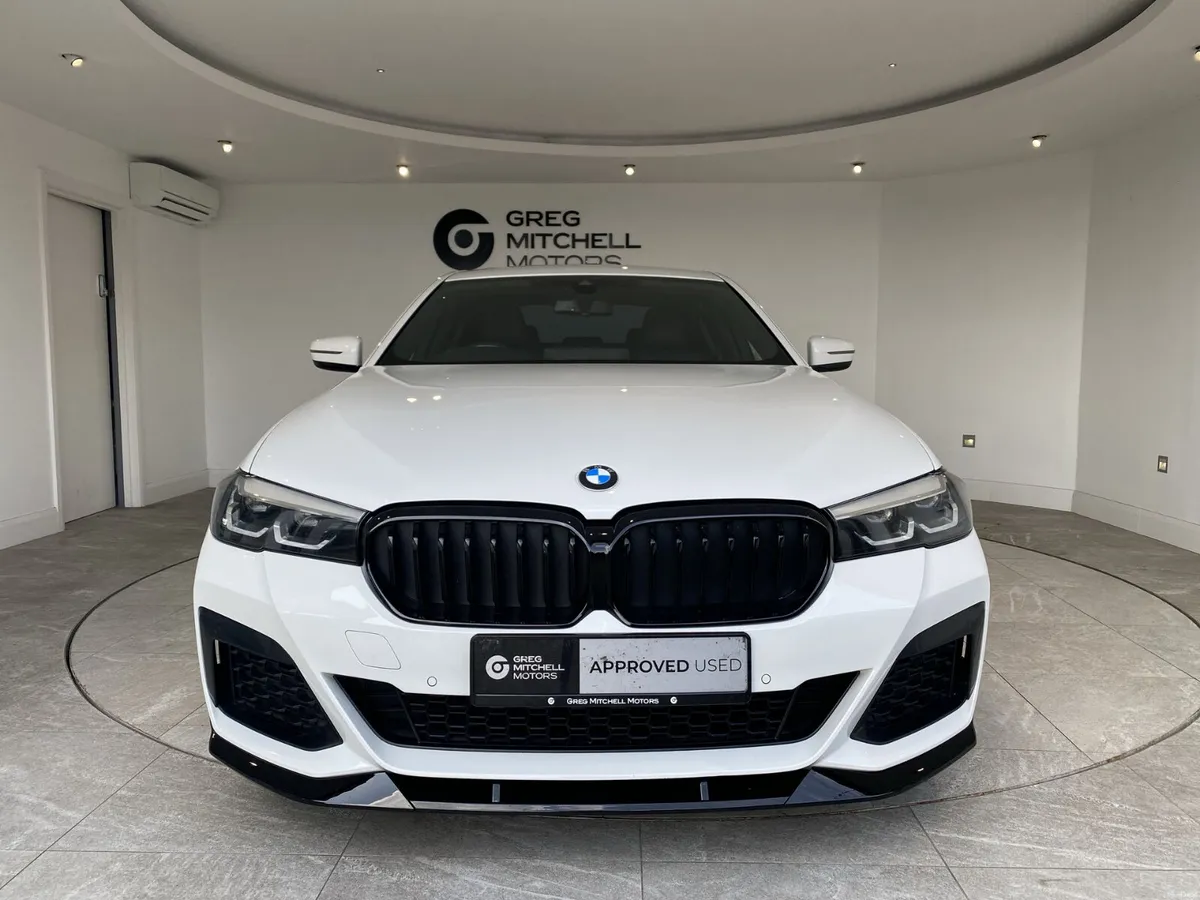 2022 BMW 5-Series 520d MHT M Sport 4dr Step Auto - Image 2
