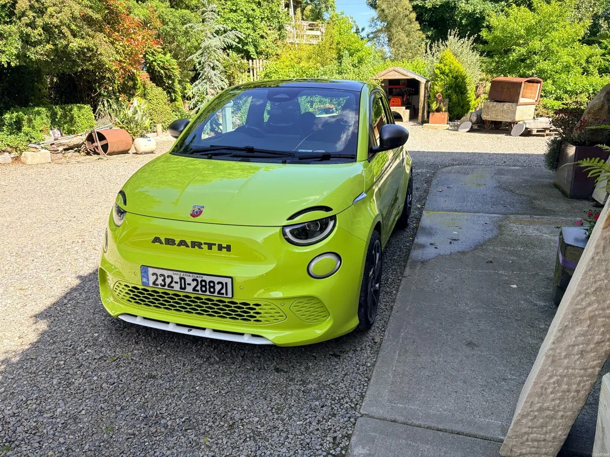 Abarth 500e - Image 4