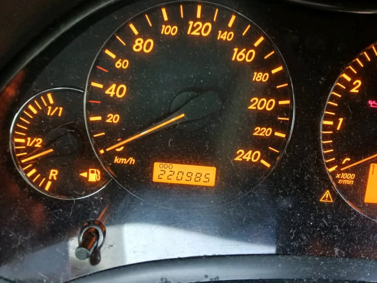 Toyota Avensis - Image 2