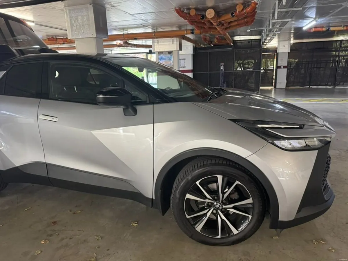 Toyota C-HR 2024 - Image 3