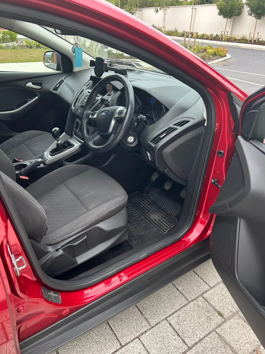 Ford Focus 2014 - Image 3