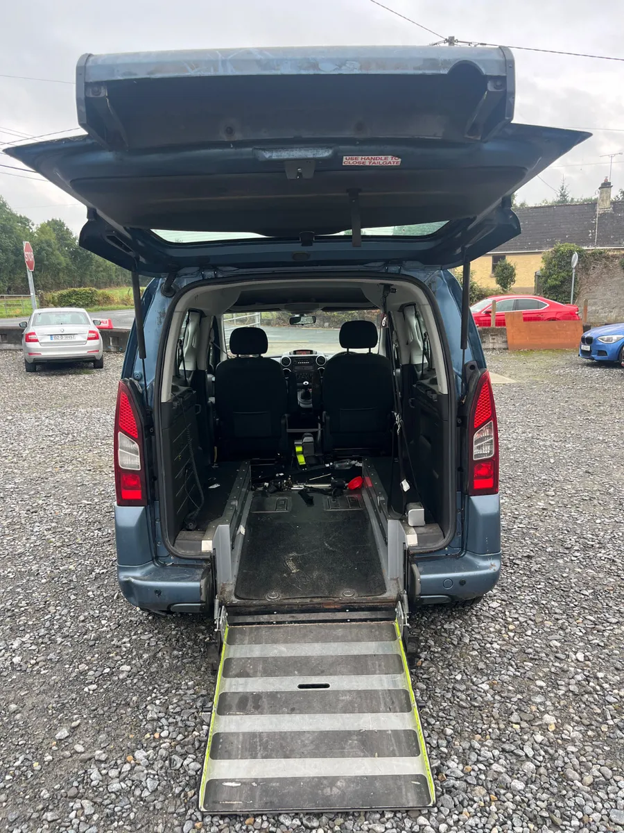 2012 peugeot Partner Tepee wheelchair accessible - Image 6