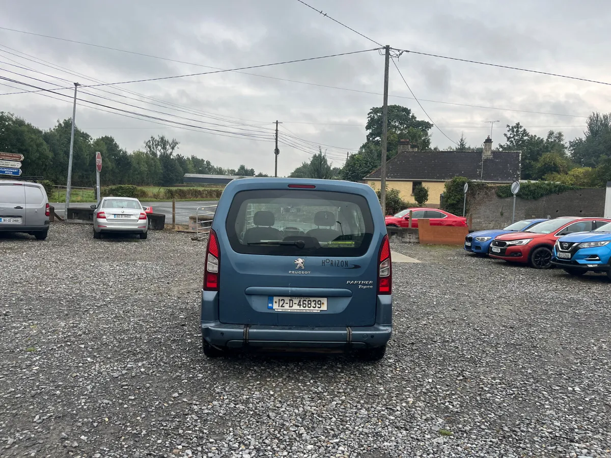 2012 peugeot Partner Tepee wheelchair accessible - Image 2
