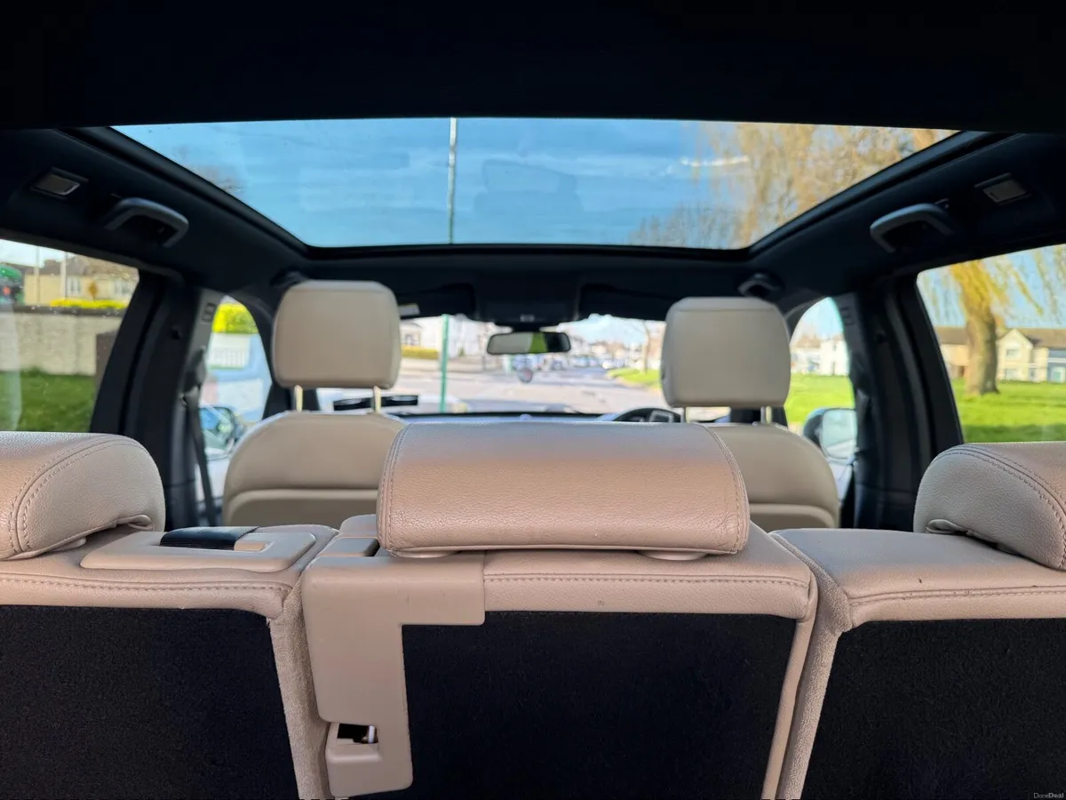 2017(171)Land Rover Discovery Sport 4WD AUT 7 SEAT - Image 3