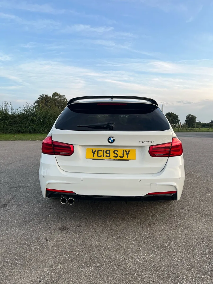 2019 bmw f31 estate 2l petrol 260bhp - Image 4