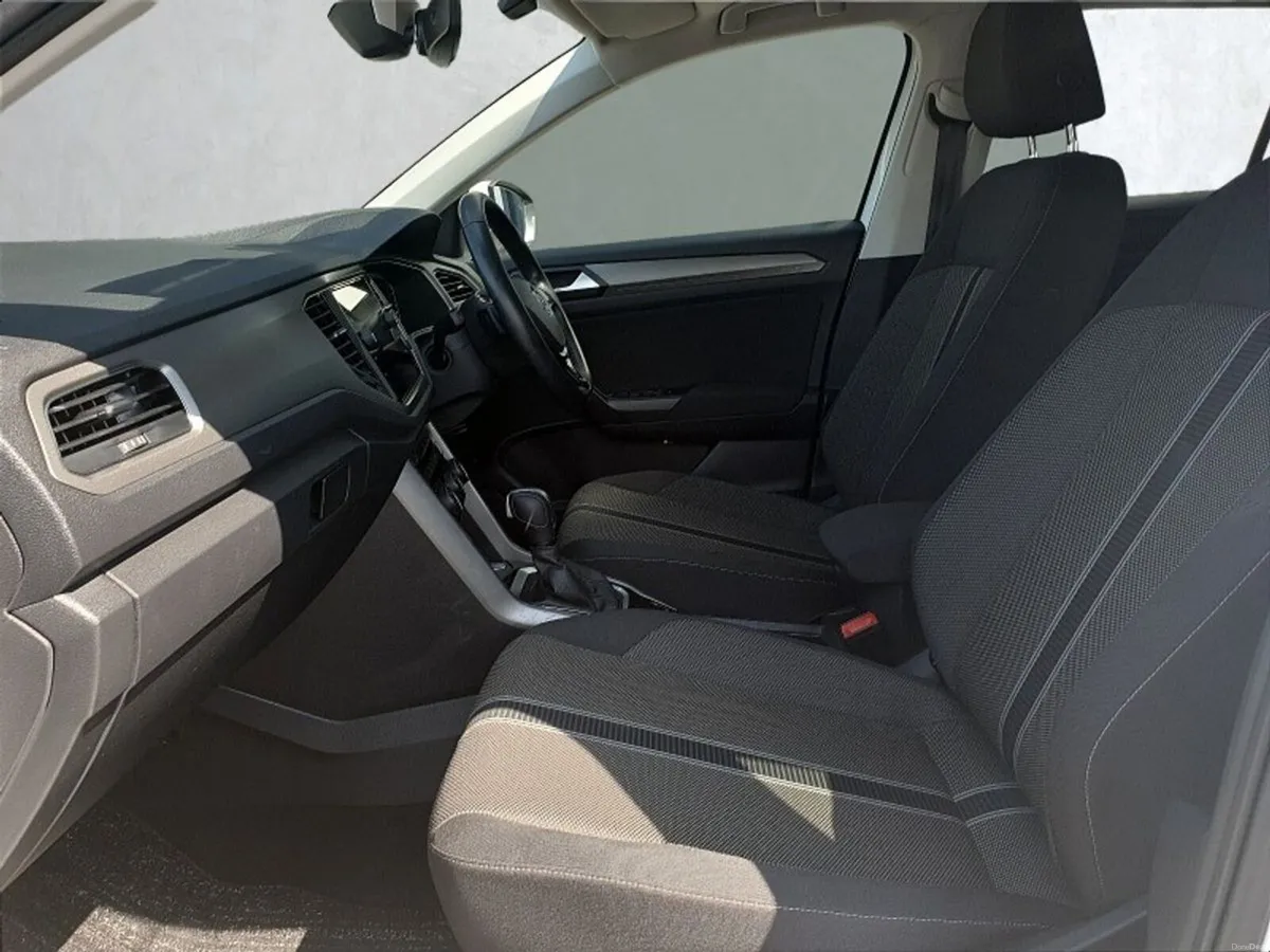 Volkswagen T-Roc  ** ONLY 52KM ** AUTO ** TRINITY - Image 6