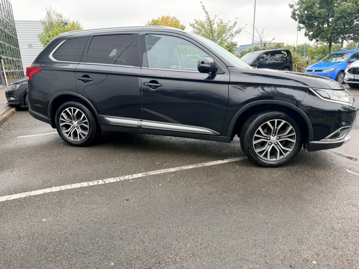 171 Mitsubishi Outlander 2.2Dsl Automatic ~ 7 Seat - Image 4