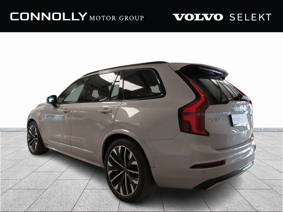 Volvo XC90 Plus | Plug in Hybrid | Sunroof | 7 sea - Image 2