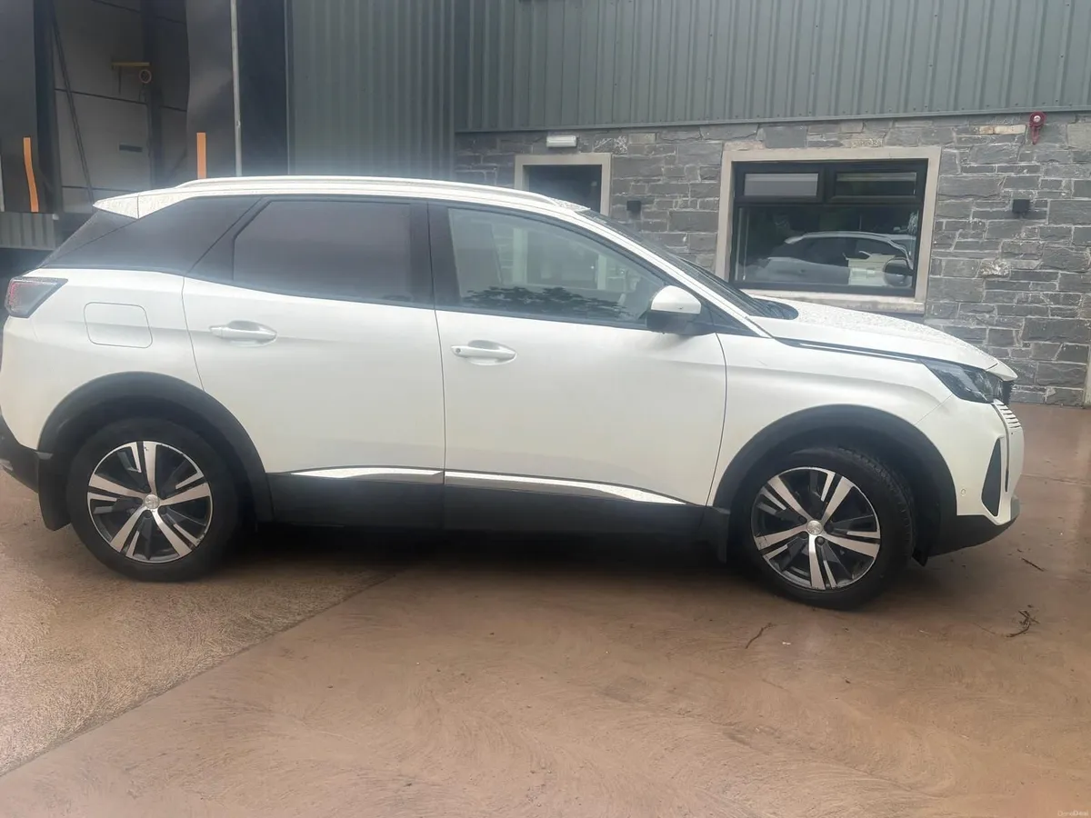 Peugeot 3008 2021 - Image 1