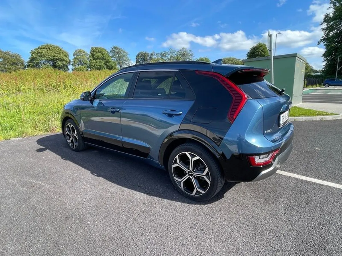 2023 Kia Niro - Image 4
