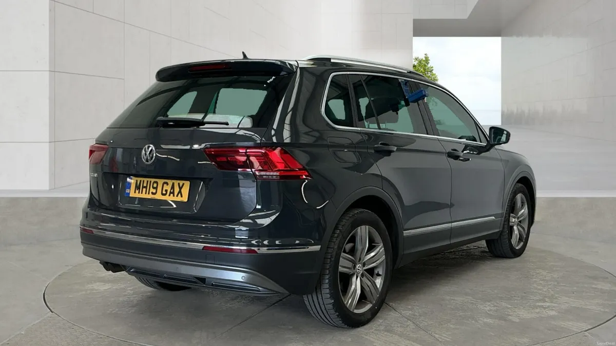 Volkswagen Tiguan 2.0 TDI - FINANACE AVAILABLE - Image 4