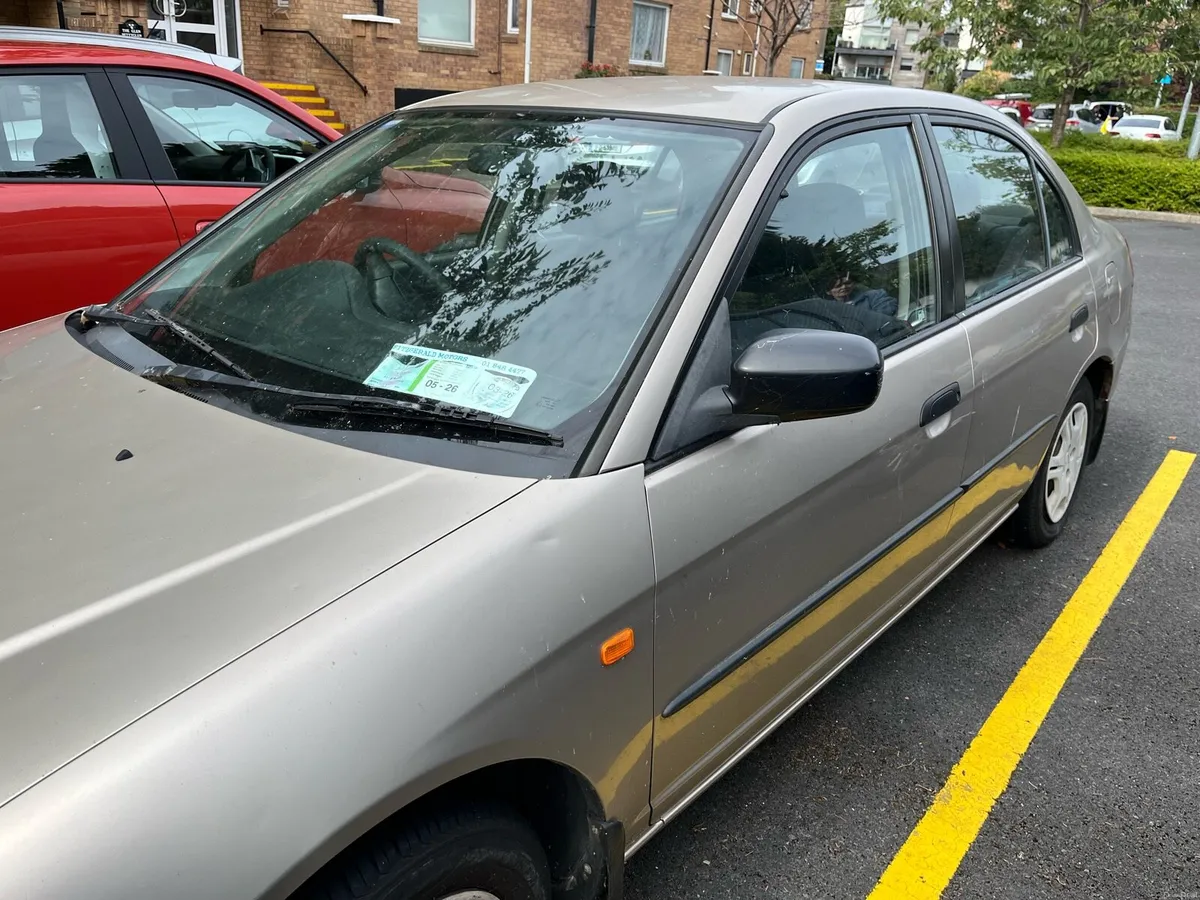 Car - Image 4